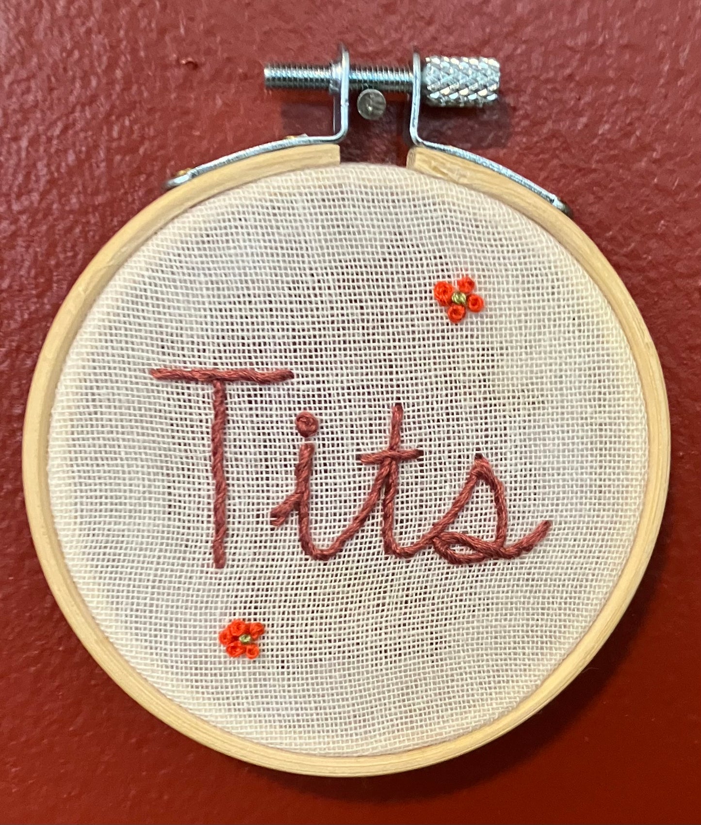 Tits Embroidery: Paula Font