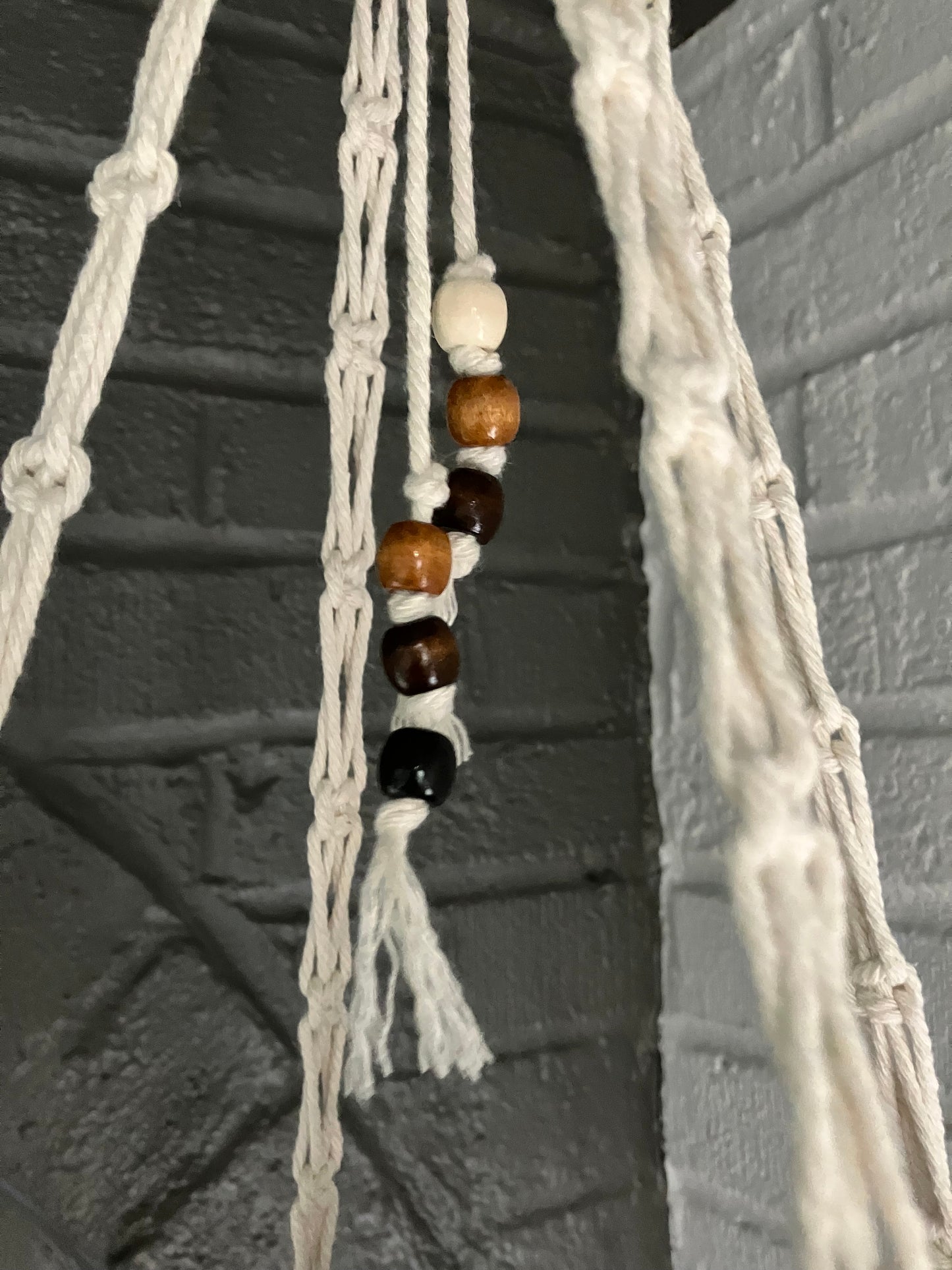 Macrame basket: Zuri