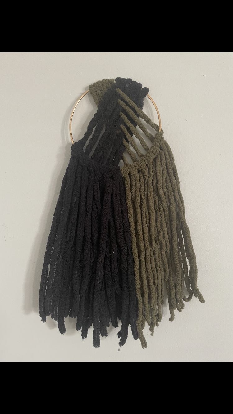 Macrame wall hanging: Ryan