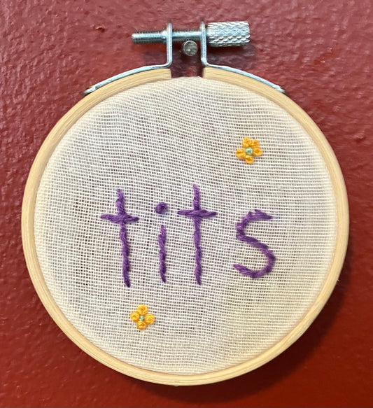 Tits Embroidery: Andrea Font
