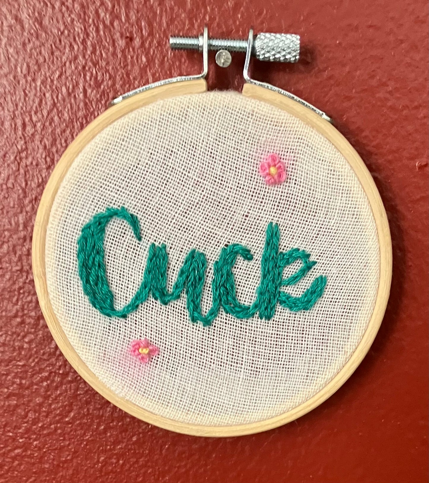 Cuck Embroidery: Carrie Font